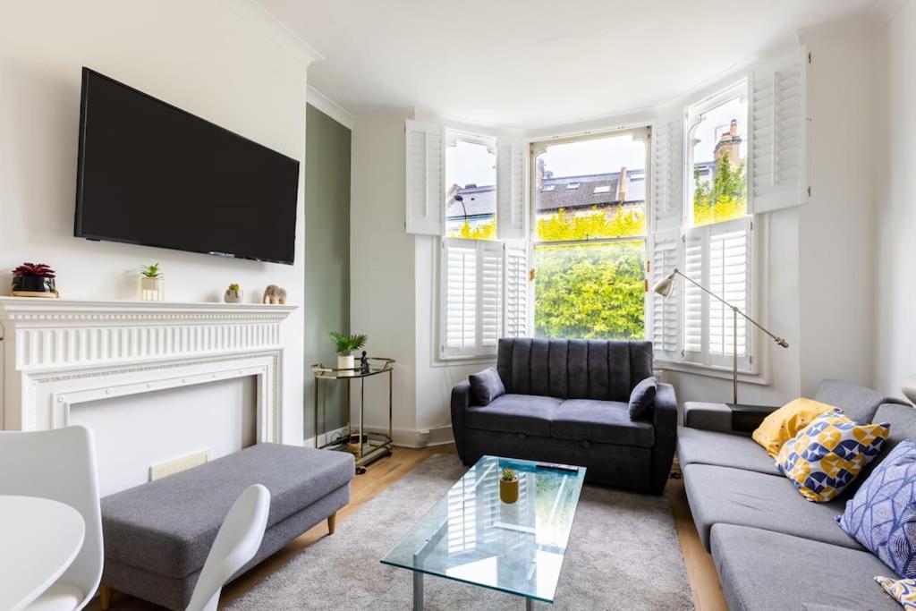 Lovely Garden Flat In Apartament