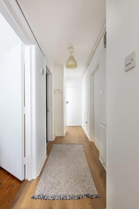 Lovely Garden Flat In Apartament